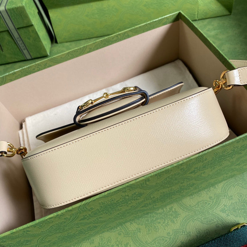 Gucci   Luxury Bags  1081