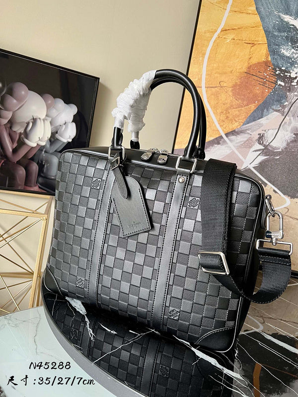 Alice Bags- Louis Vuittons  - 16354