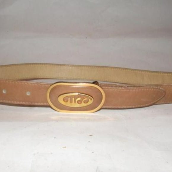 Gucci Vintage Brown Oval Cursive Logo