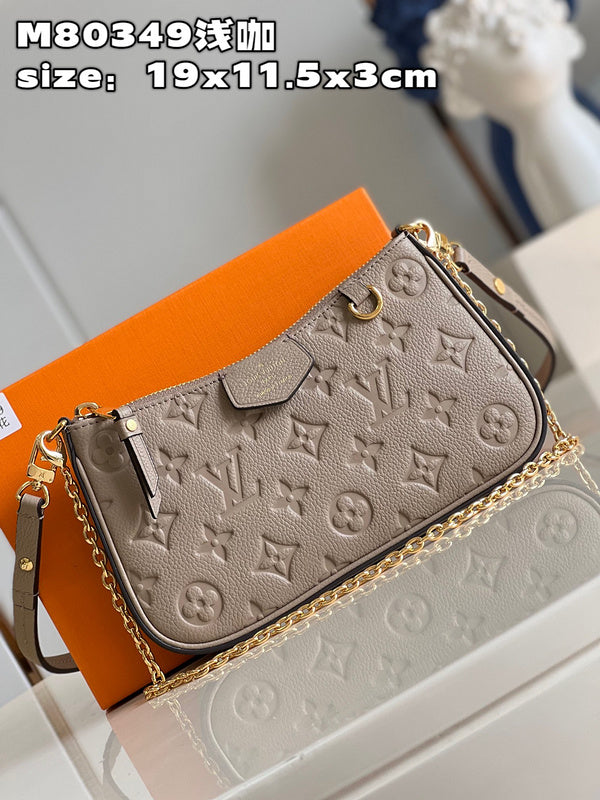 Alice  Bags- Louis Vuittons  - 15867