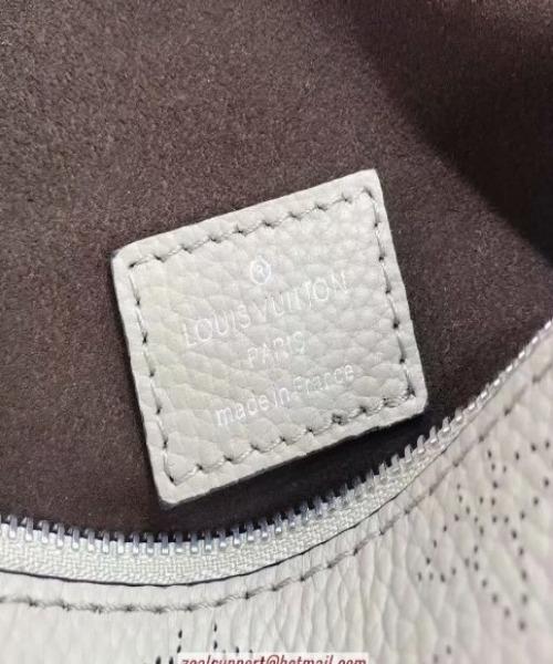 Louis Vuitton Babylone Chain BB Mahina Galet