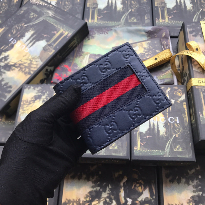 Gucci   Luxury Bags  950
