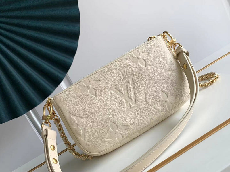 Alice Bags- Louis Vuittons  - 16446