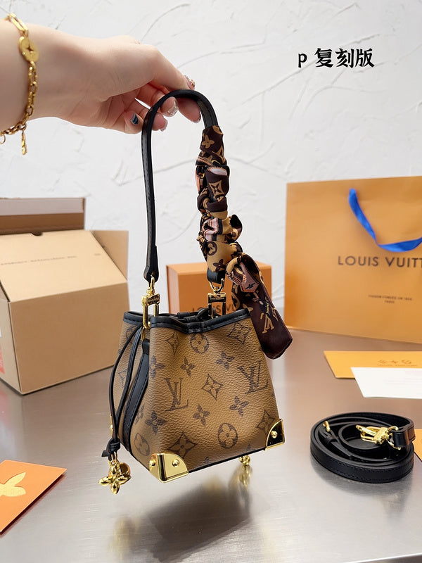 Alice bags - Louis Vuittons  - 14944