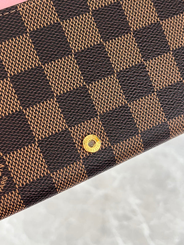 Alice Bags- Louis Vuittons  - 16019