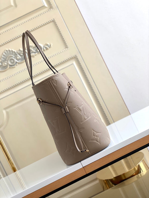 Alice bags- Louis Vuittons  - 16816