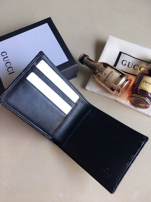 Gucci   Luxury Bags  1352