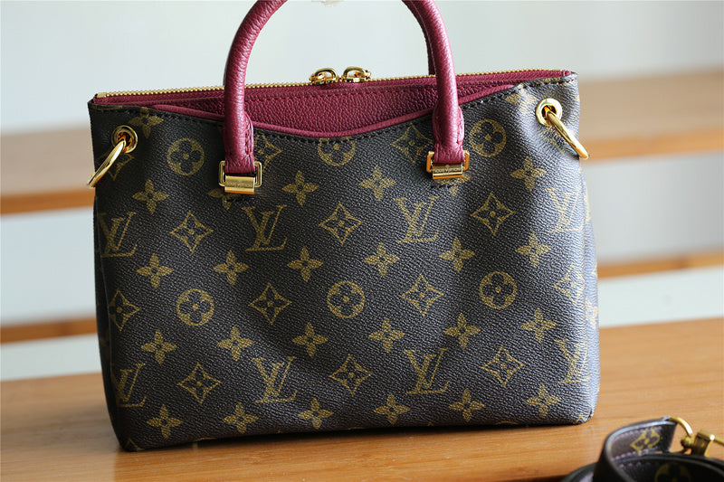Alice bags - Louis Vuittons  - 7988