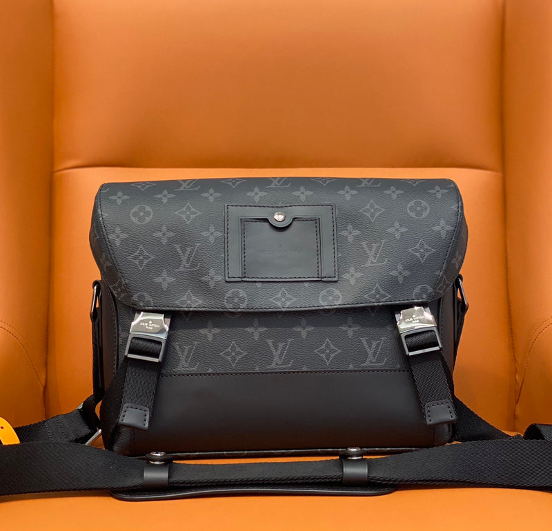 Alice Bags- Louis Vuittons  - 16242
