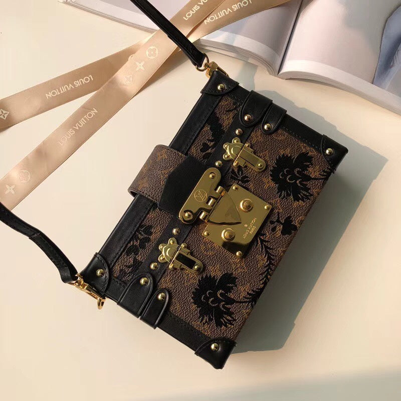 Alice bags - Louis Vuittons  - 15594