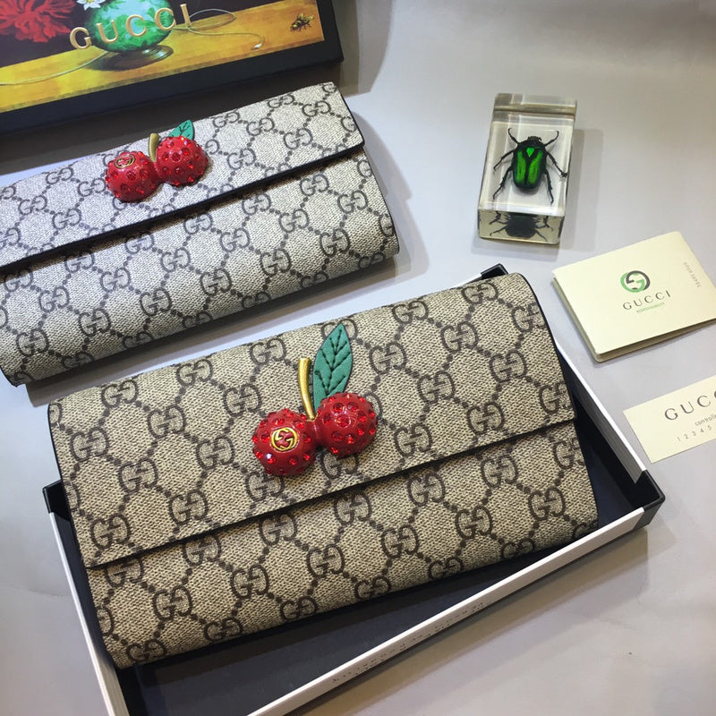 Gucci   Luxury Bags  1364