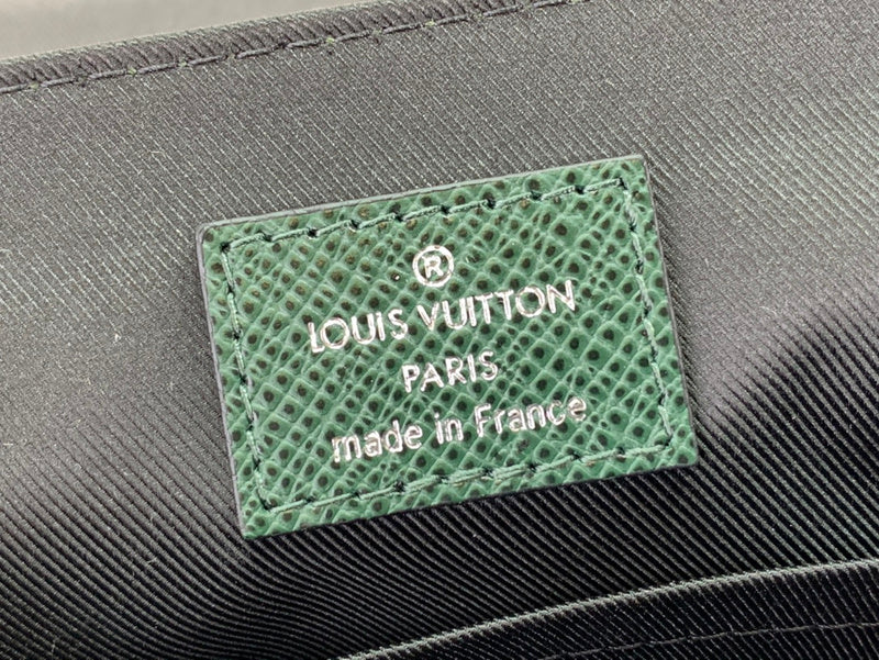 Alice Bags- Louis Vuittons  - 16212
