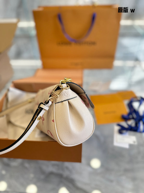 Alice bags - Louis Vuittons  - 15138