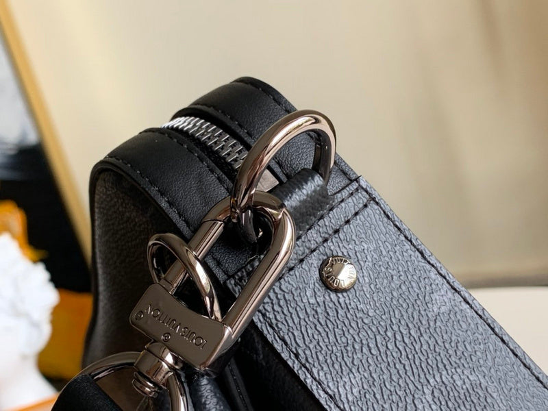 Alice bags - Louis Vuittons  - 15547