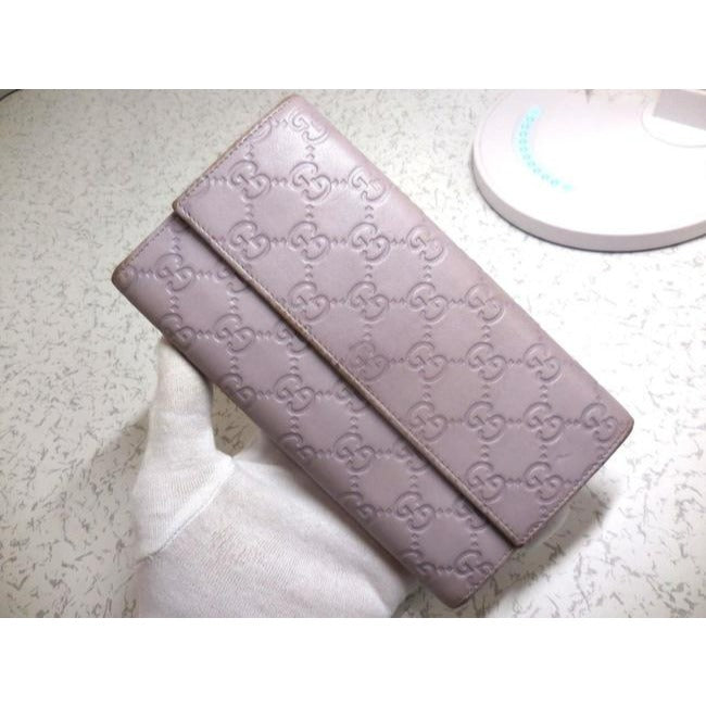 Gucci Lavender With Embossed G Logo Xl Large Leather Wallet