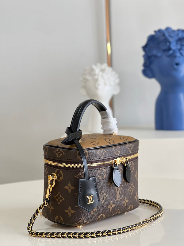 Alice Bags- Louis Vuittons  - 16472