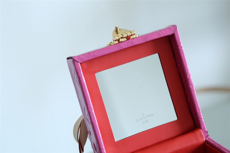 Alice bags - Louis Vuittons  - 9400