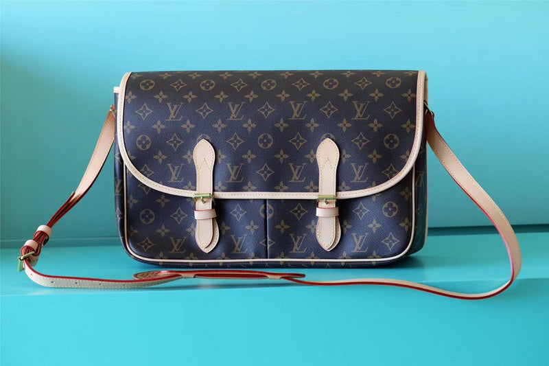 Alice bags - Louis Vuittons  - 10256