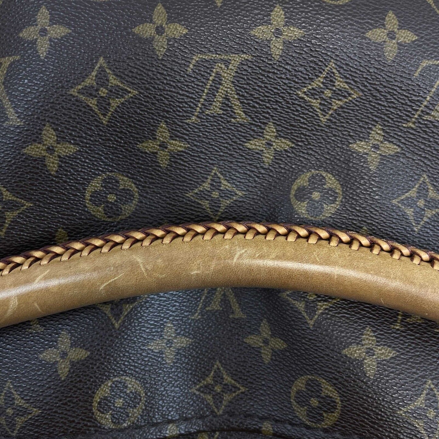 LOUIS VUITTON - LV Artsy MM - Brown / Tan Monogram Shoulder Bag