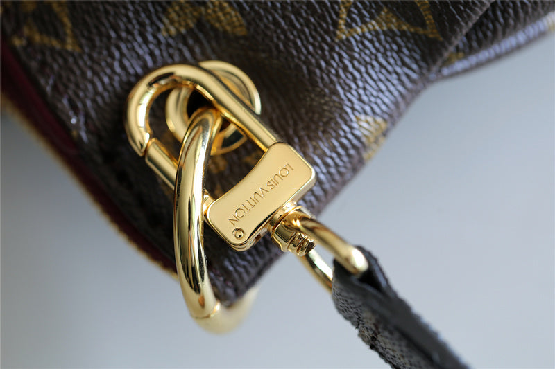 Alice bags - Louis Vuittons  - 7999