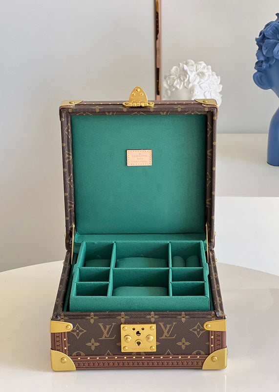 Alice bags- Louis Vuittons  - 16831