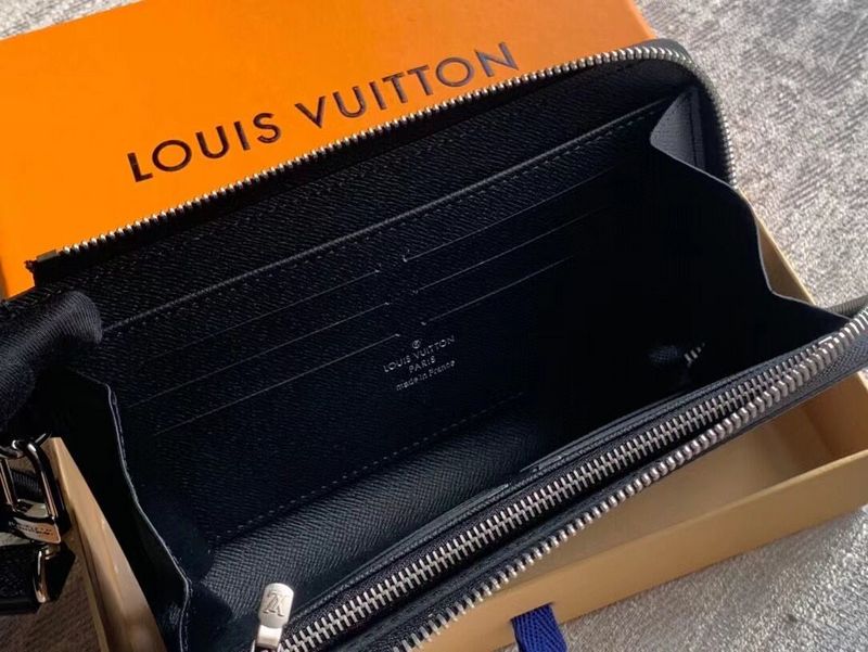 Alice Bags- Louis Vuittons  - 16326