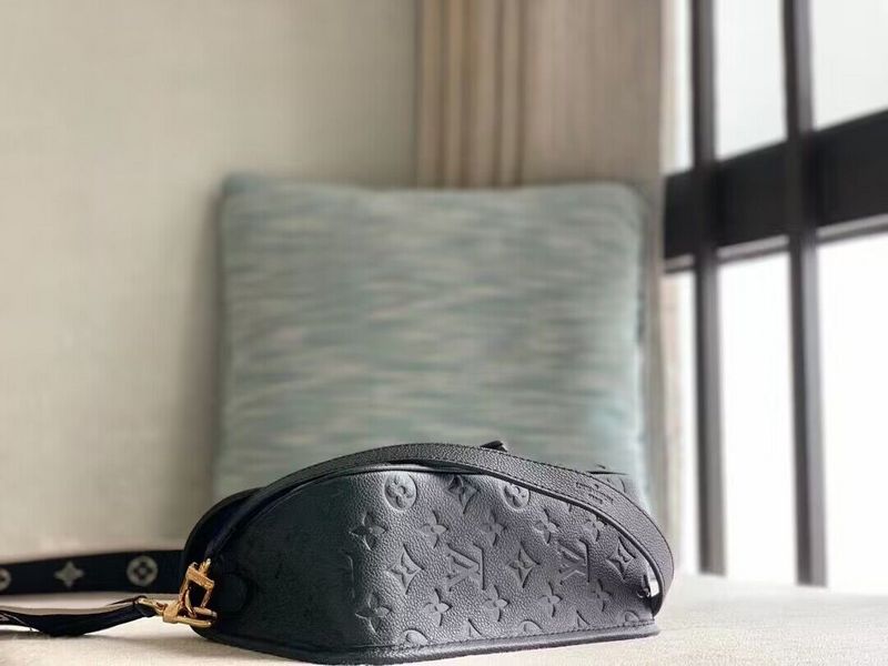 Alice bags - Louis Vuittons  - 15617