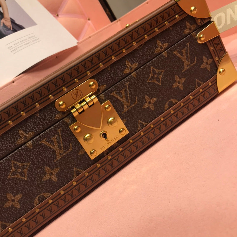 Alice Bags- Louis Vuittons  - 16000