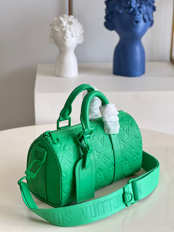 Alice Bags- Louis Vuittons  - 16422