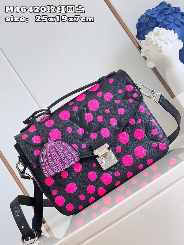 Alice bags - Louis Vuittons  - 15396