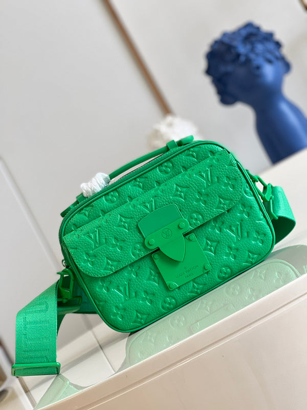 Alice Bags- Louis Vuittons  - 16416