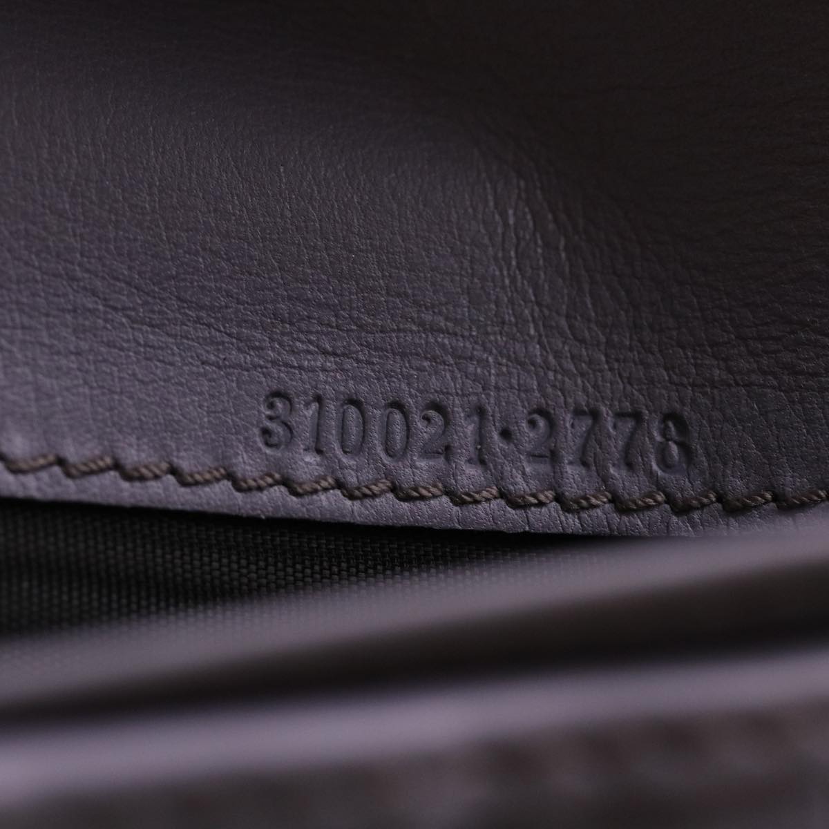 GUCCI Swing Wallet Leather Purple 310021  am4638