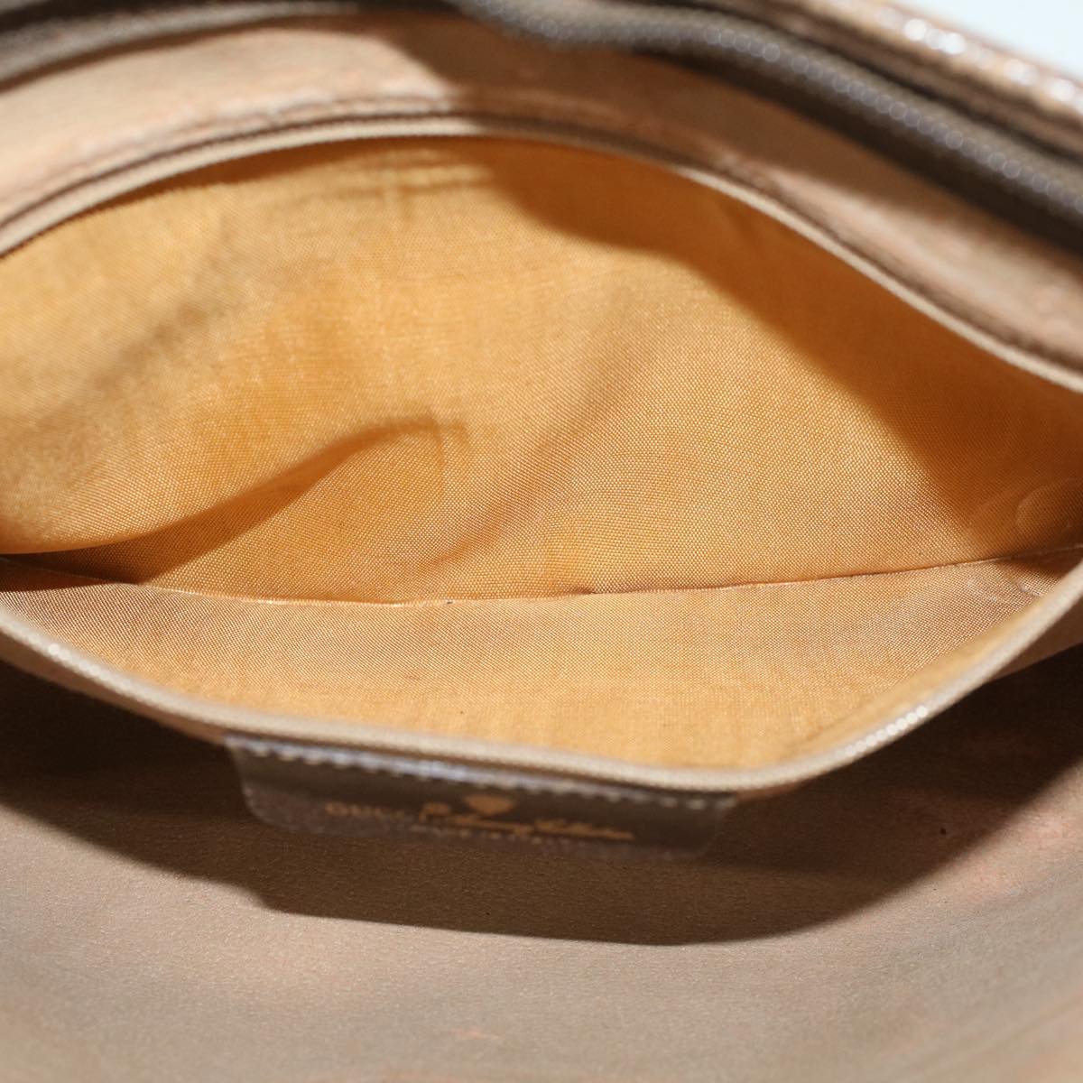 GUCCI GG Canvas Clutch Bag PVC Leather Beige 97.01.037  ar9696B