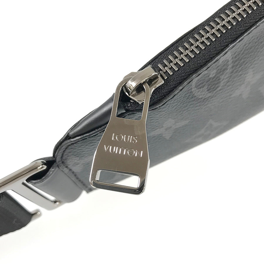 LOUIS VUITTON body bag
