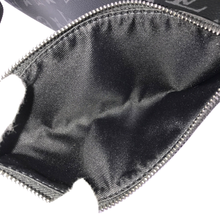 LOUIS VUITTON body bag