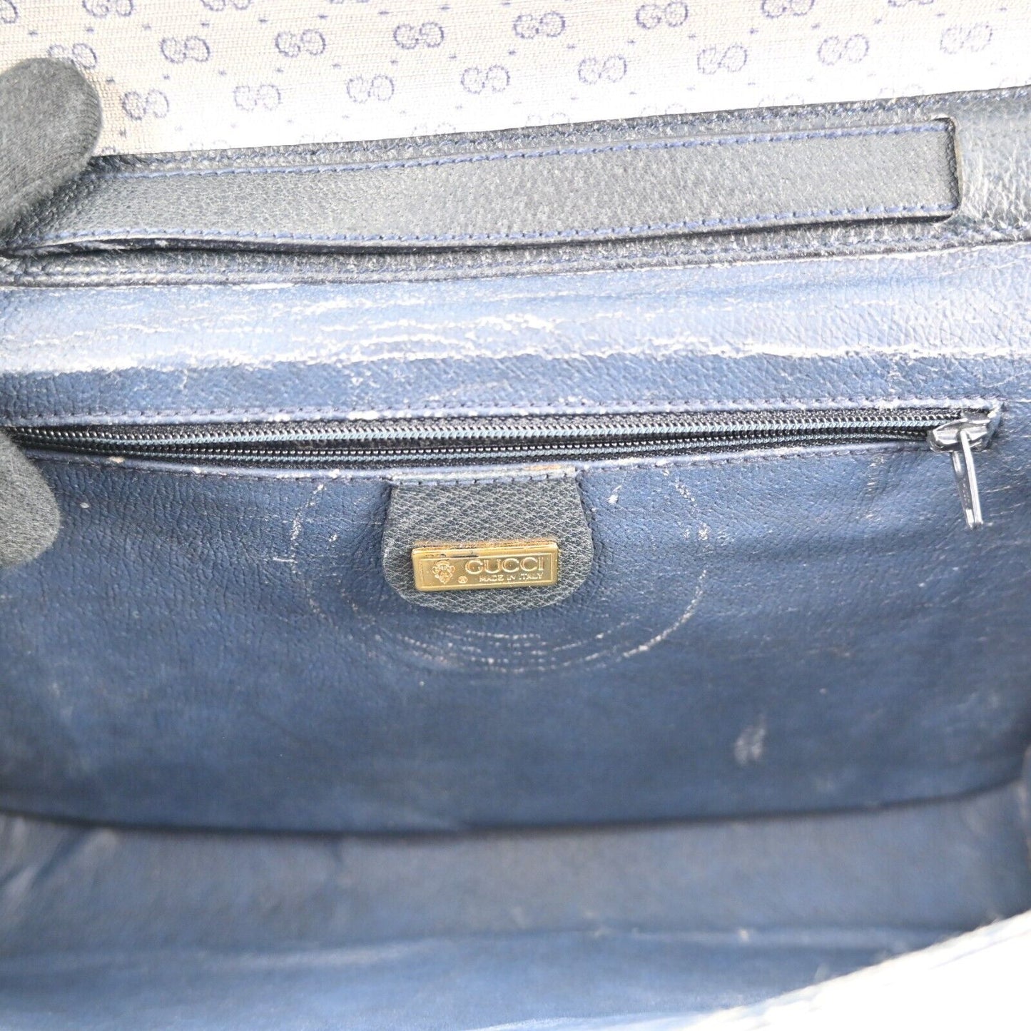 Gucci Micro Gg Vintage Shoulder Bag