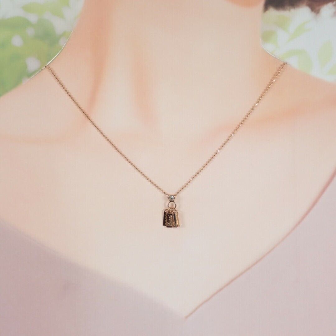 Gucci Necklace Diamond Logo Plates
