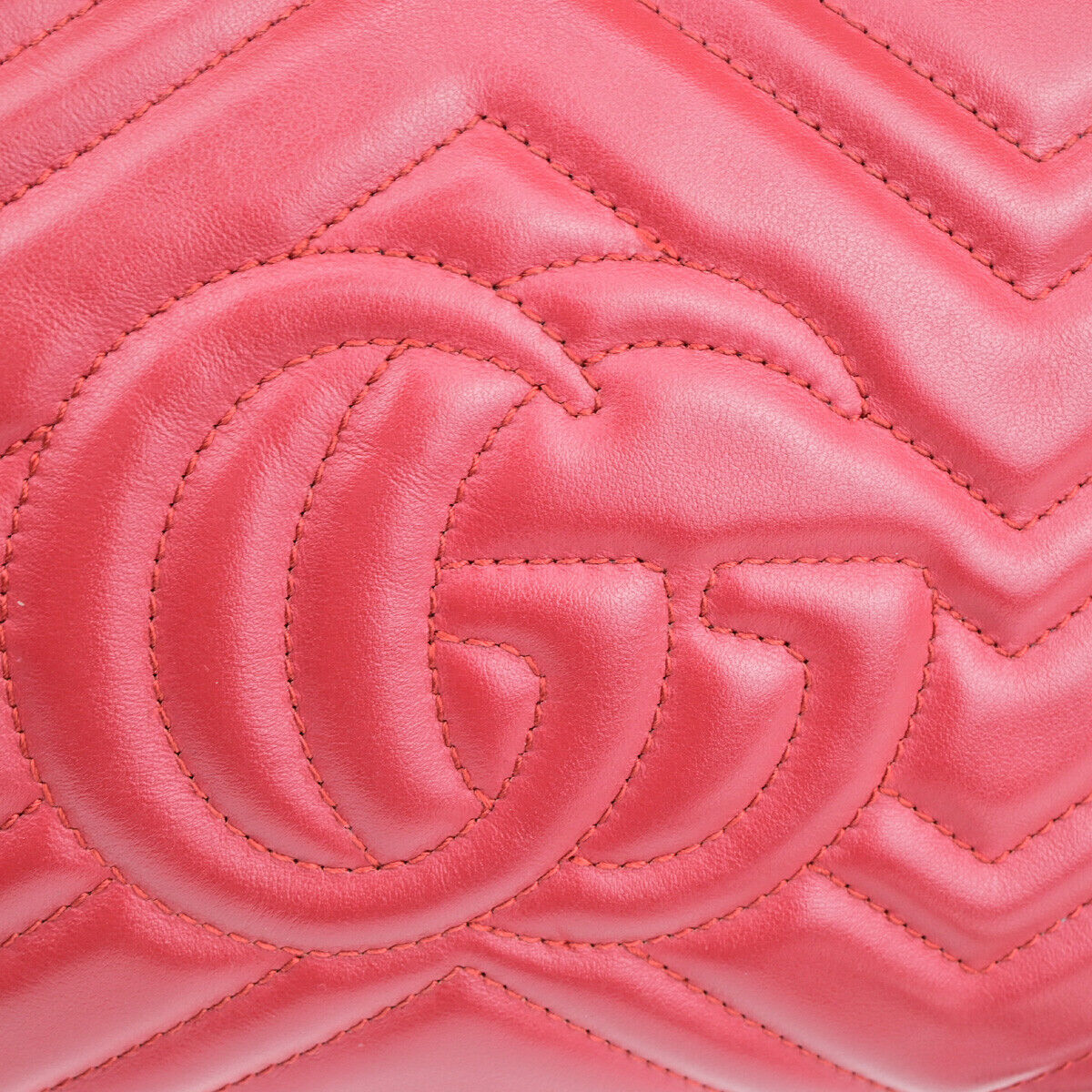 Gucci Gg Logo Marmont Chain Small