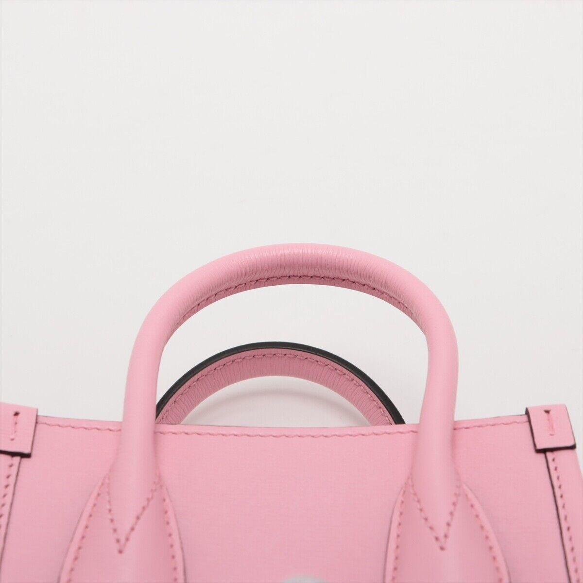 Gucci Leather 2 Way Handbag Pink Bananya