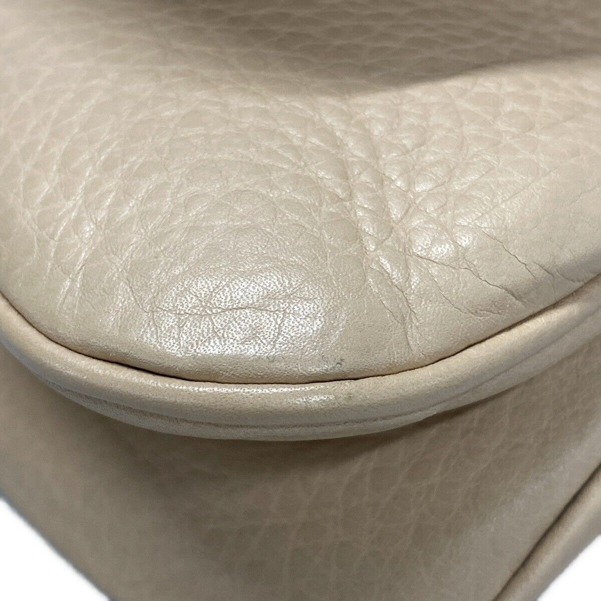 Gucci Double G Beige Leather -