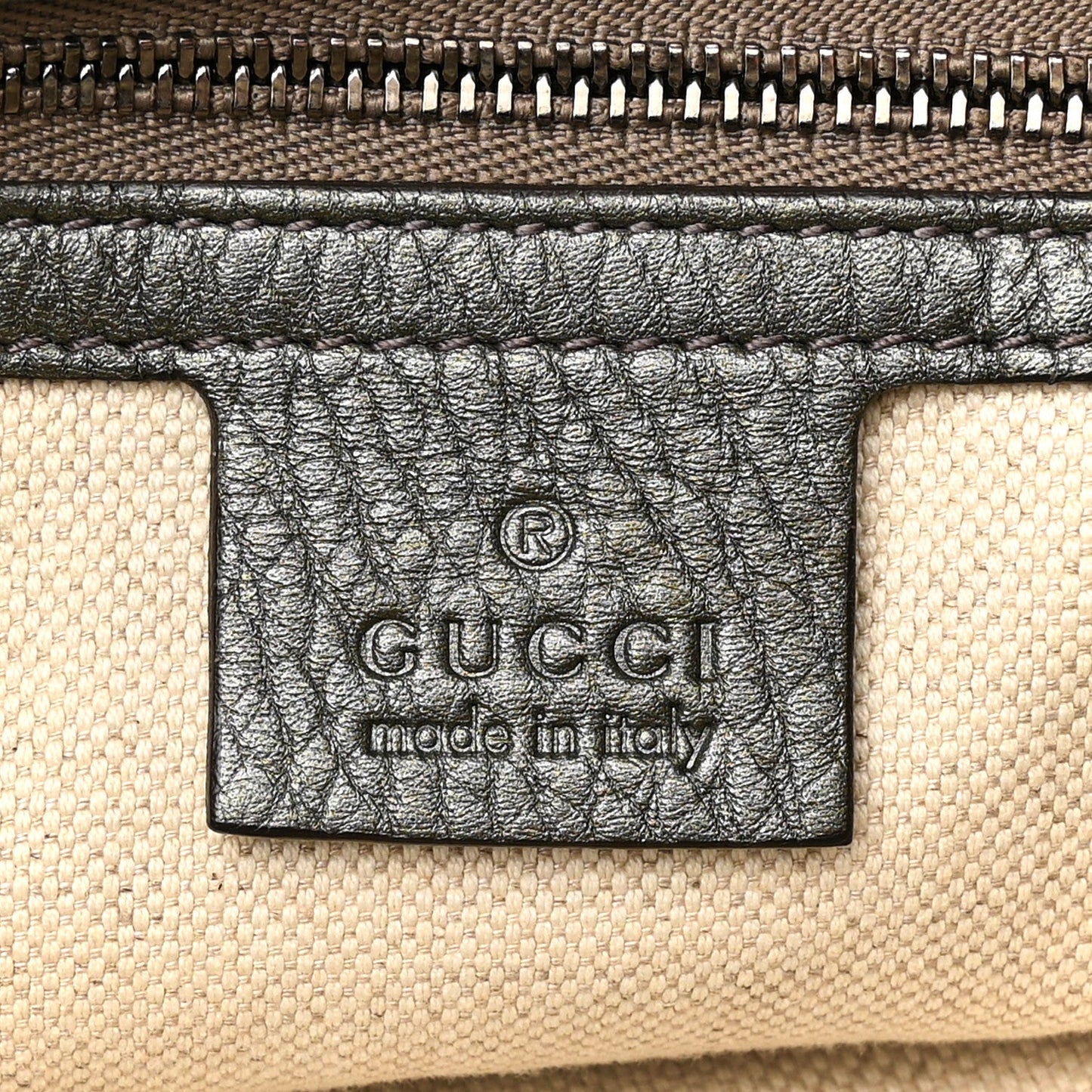 Gucci Metallic Pebbled Calfskin Medium