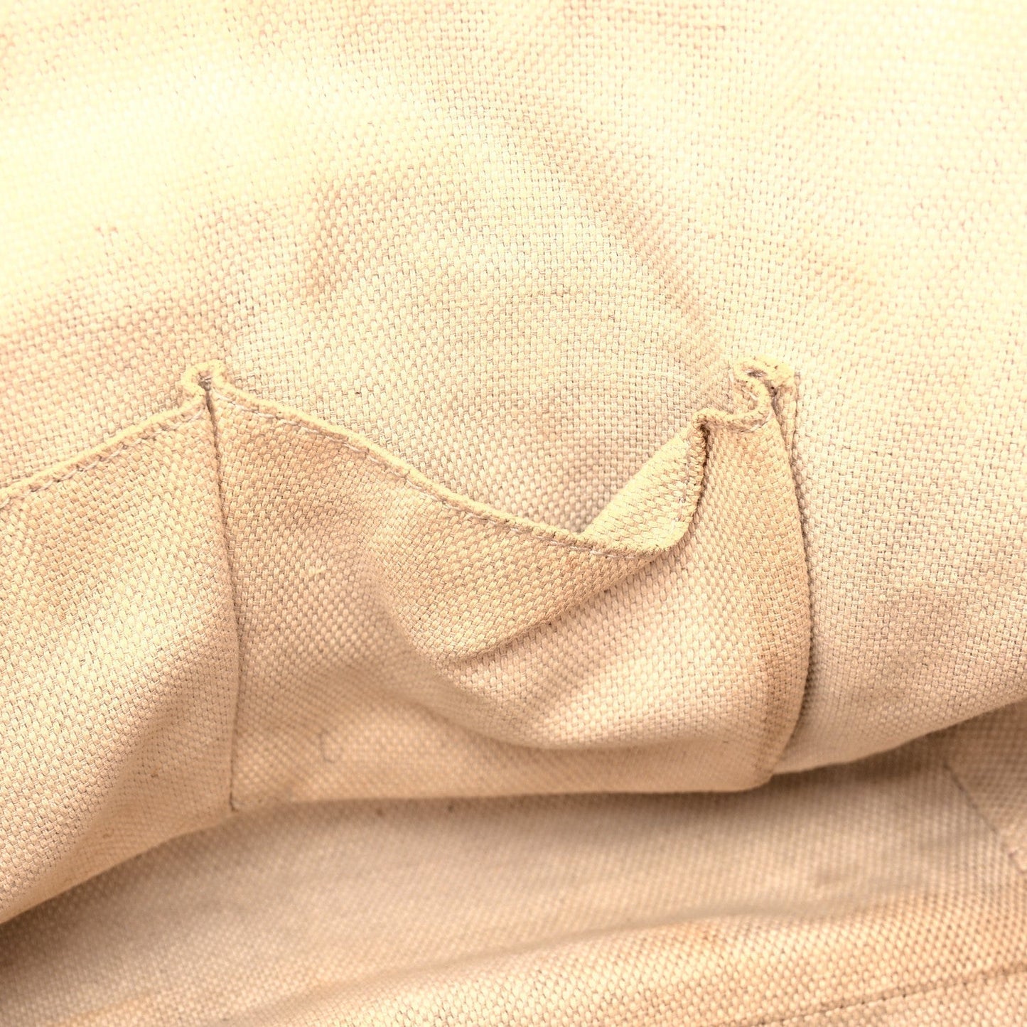 Gucci Pebbled Calfskin Small Soho Top