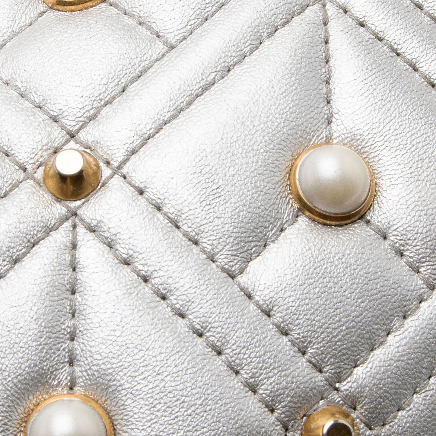 Gucci Metallic Matelasse Leather Pearl