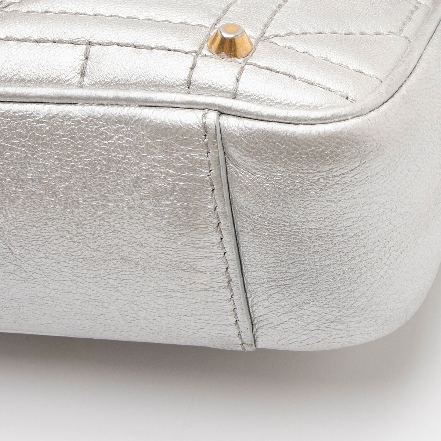 Gucci Metallic Matelasse Leather Pearl