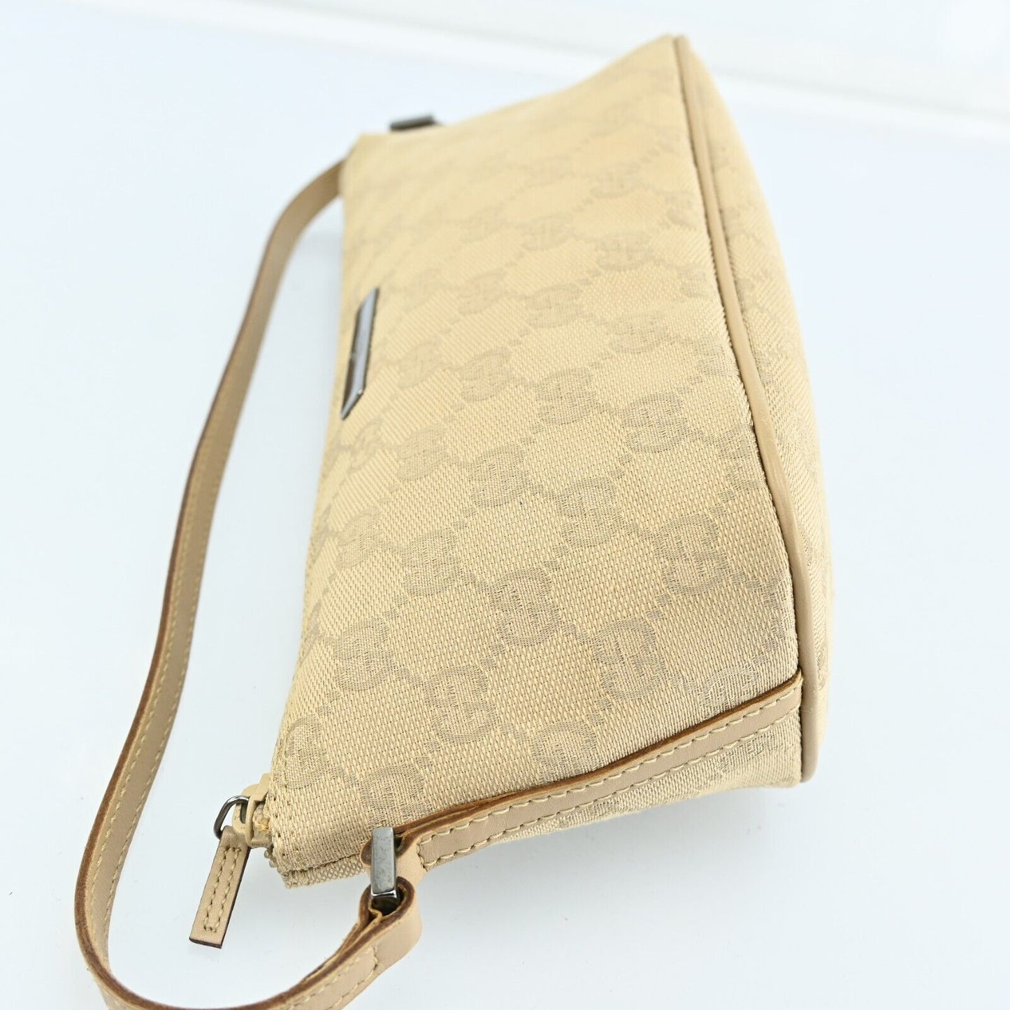 Gucci Hand Bag Pouch Gg Canvas