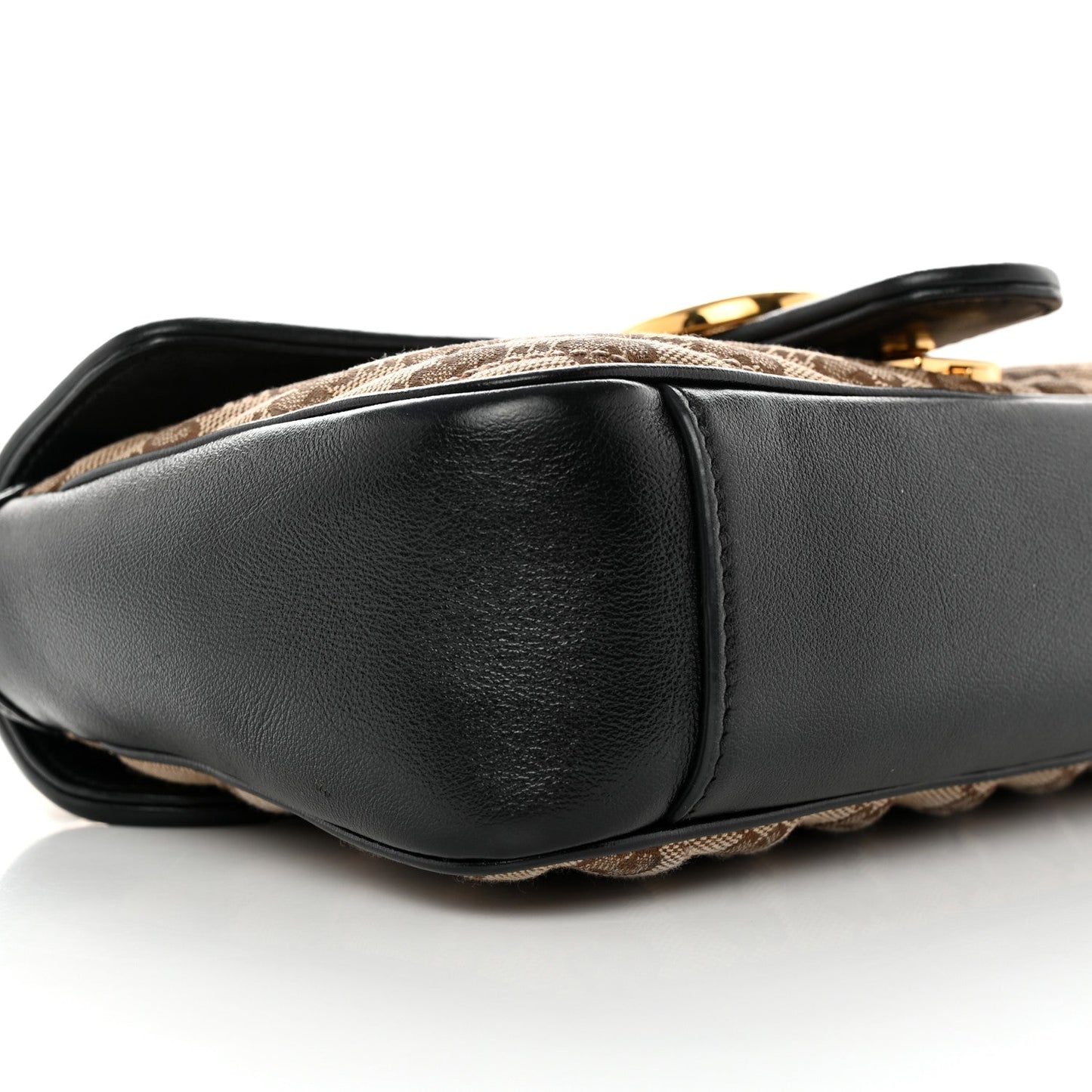 Gucci Matelasse Diagonal Small Gg