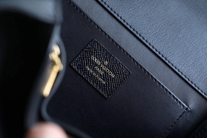 Alice bags - Louis Vuittons  - 7872