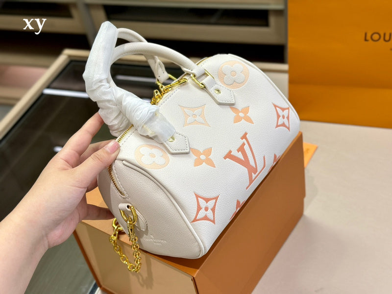 Alice bags - Louis Vuittons  - 15004