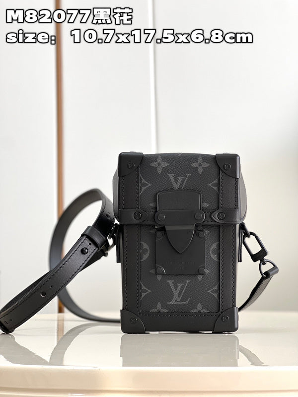 Alice Bags- Louis Vuittons  - 15866