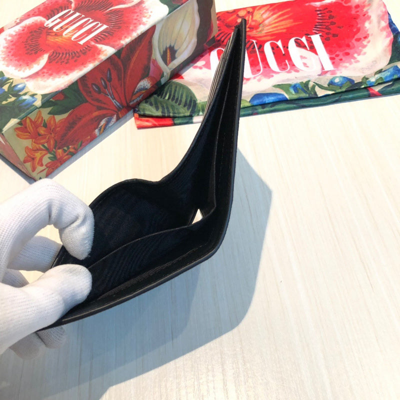 Gucci   Luxury Bags  922